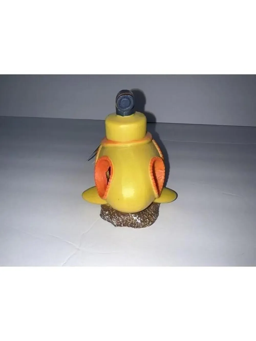 Aqua Culture Yellow Submarine Aquarium/Fish Tank Decoration Glows In The Dark